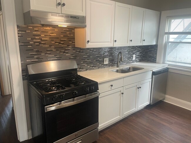 Building Photo - 3706 N Penn Ave Unit 1