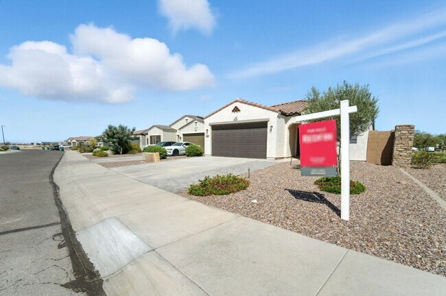 Photo - Stunning new build in Glendale, AZ!