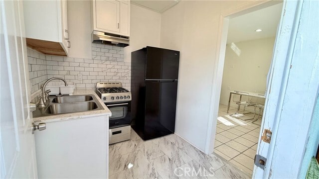 Photo - 8146 Matilija Ave