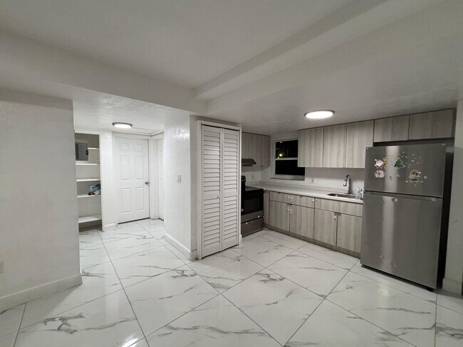 Photo - 431 N East Ave Unit 433