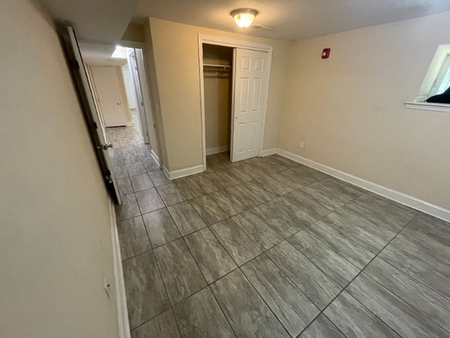 1525 W Girard Ave Unit 1b