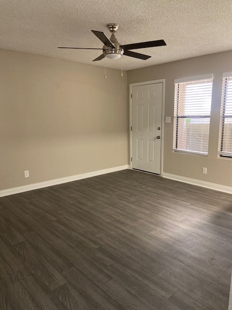 1HAB, 1BA Reno-748 ft² de entrada - Village of Santo Domingo