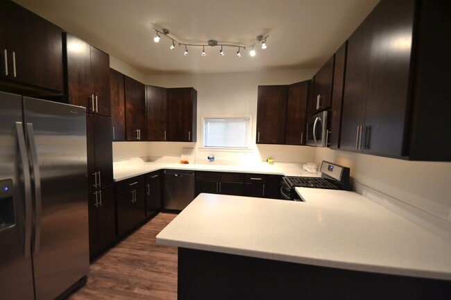 Photo - 820 Brown St