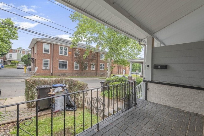 9 E Basin St