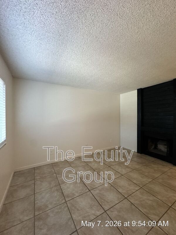 Photo - 806 Monarch Cir Unit #1