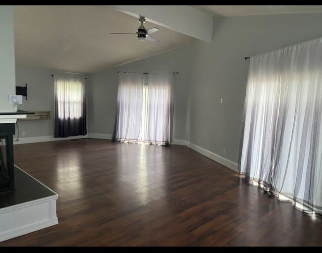 Photo - Newly renovated 5 Bedroom!