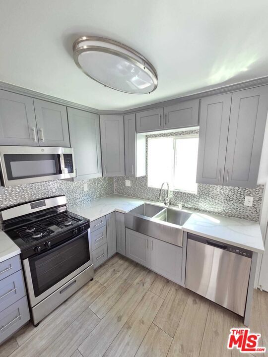 5341 Vantage Ave Unit 3