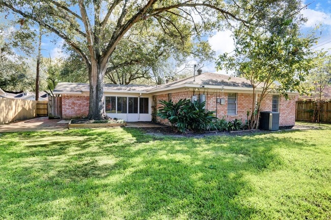 Photo - 3611 Galway Ln