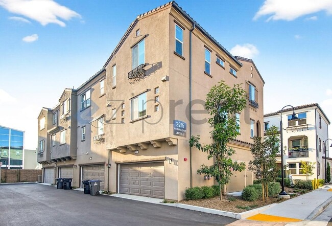 Photo - 2215 W Orange Ave