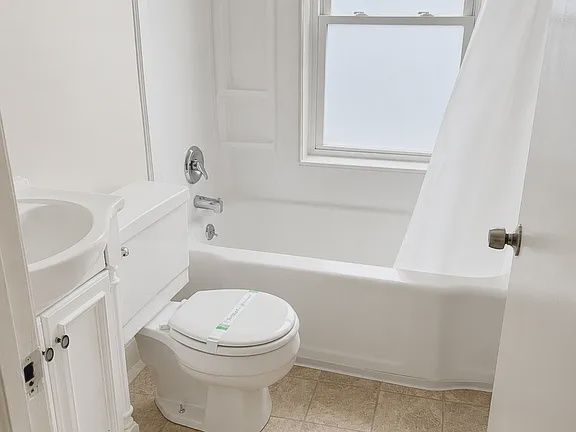 67 Stark St Unit 7