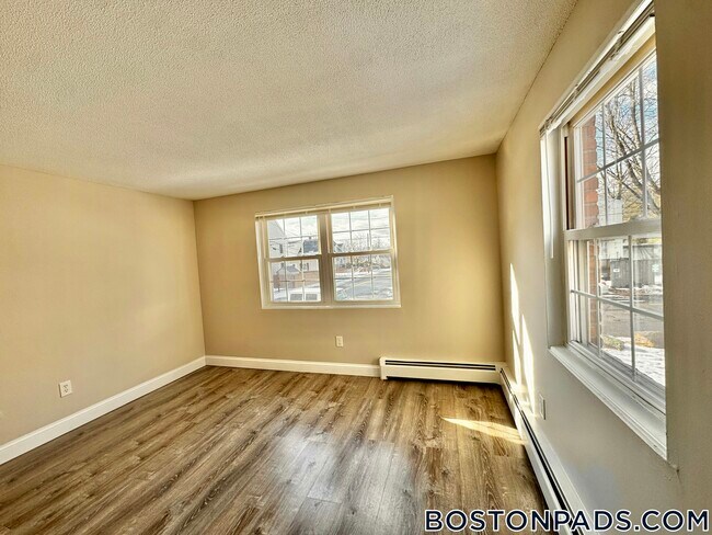 Photo - 71 Bernier St Unidad 6