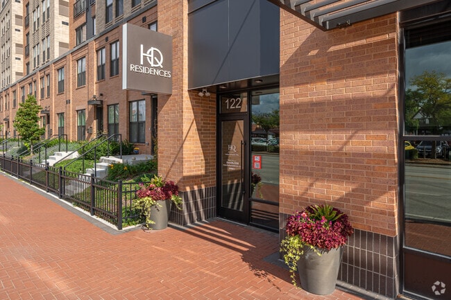 Entry - HQ Residences