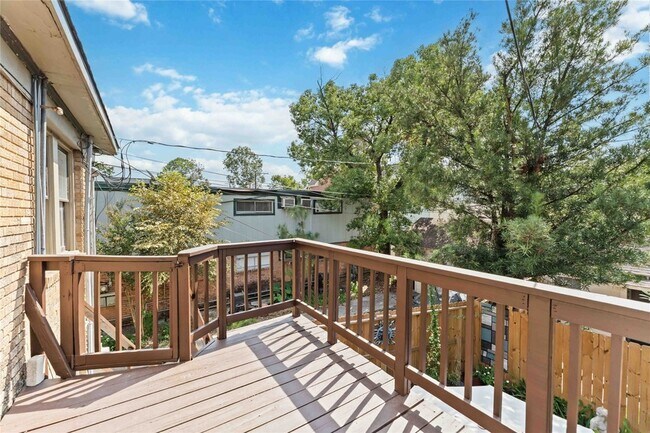 Photo - 1411 Kipling St Unit 2