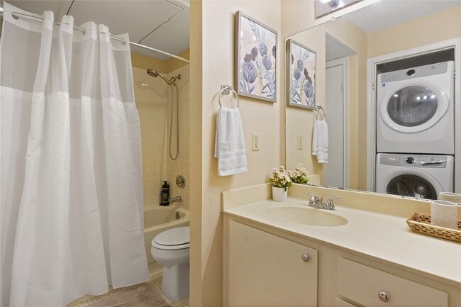 Photo - 7950 N Stadium Dr Unit 200