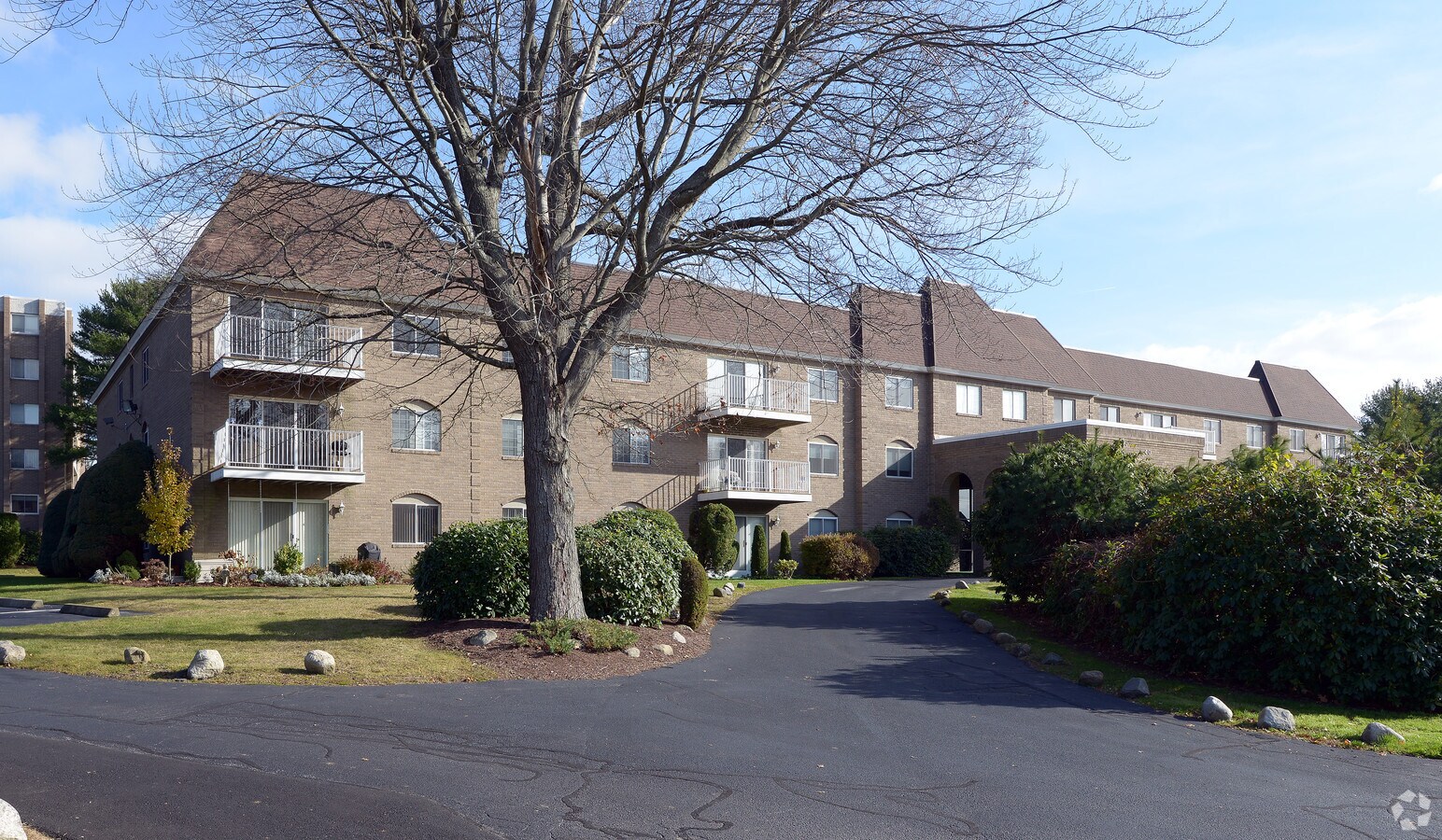 Photo - Chateau Regale Apartments