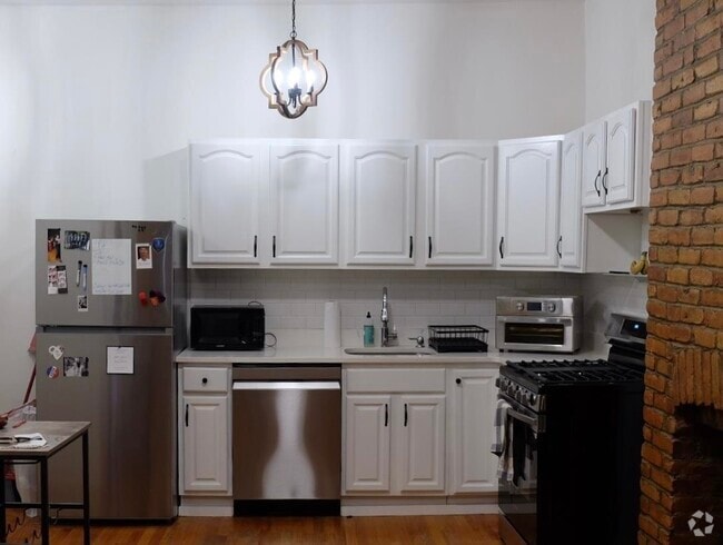 Building Photo - 331 Palisade Ave Unit 2F Rental