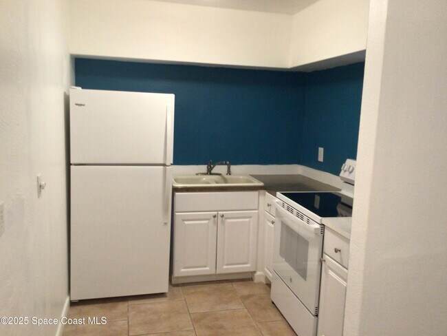 Photo - 220 Columbia Dr Unit 1