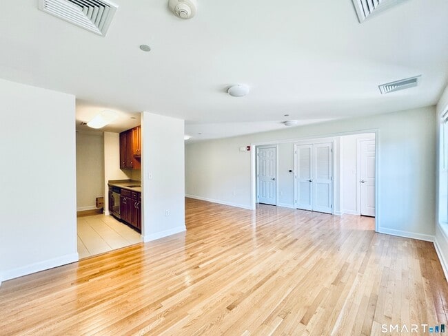 Photo - 7 Birch Drive