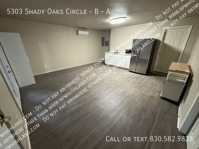 Photo - 5303 Shady Oak Cir Unit A