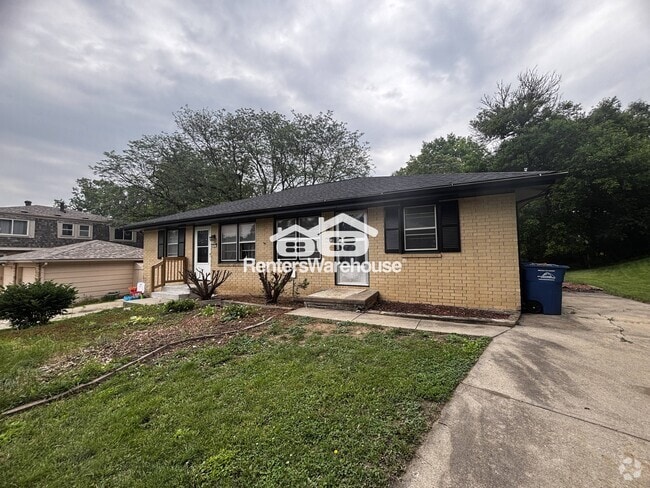 Building Photo - 2905 67th St Rental