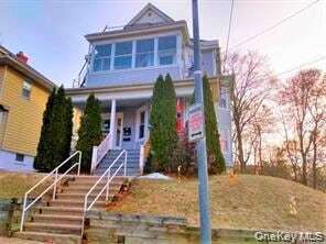 Building Photo - 37 Roosevelt Ave Unit 1