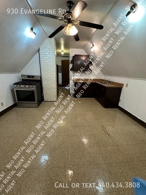 Photo - 930 Evangeline Rd Unit 3