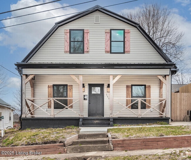 Building Photo - 111 E Main St Rental