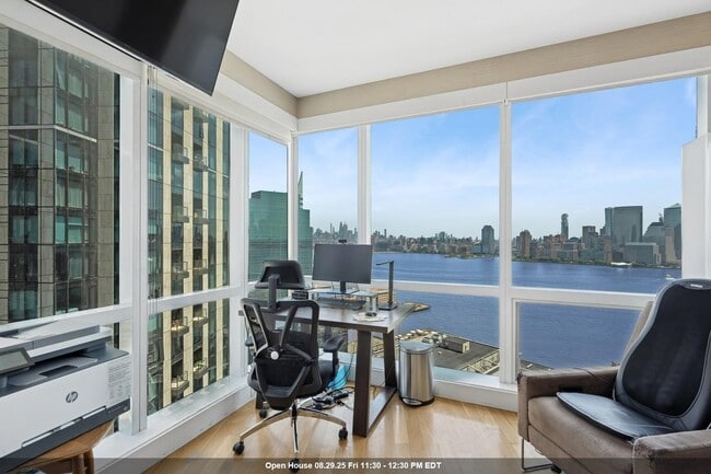 Building Photo - 77 Hudson St Unit 3203 Rental