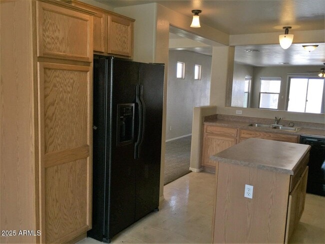 Photo - 307 S Carter Ranch Rd