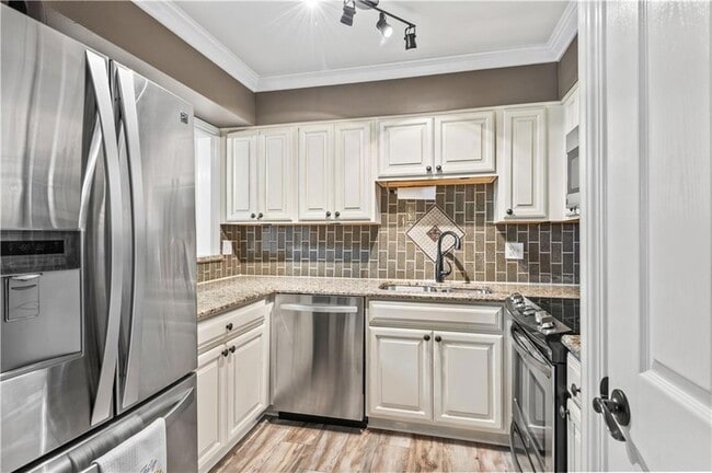 Photo - 500 Lake Marina Dr Unit 212