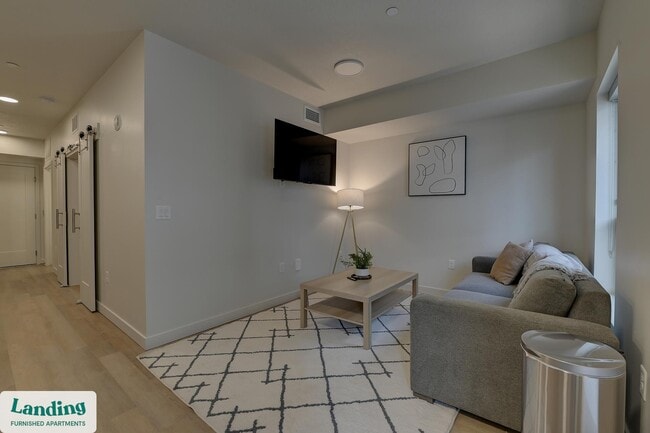 Photo - 352 E 500 S Unidad 424.1406477