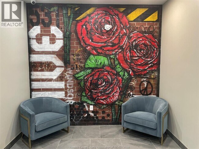 Photo - 531 Pelissier St Unité 405