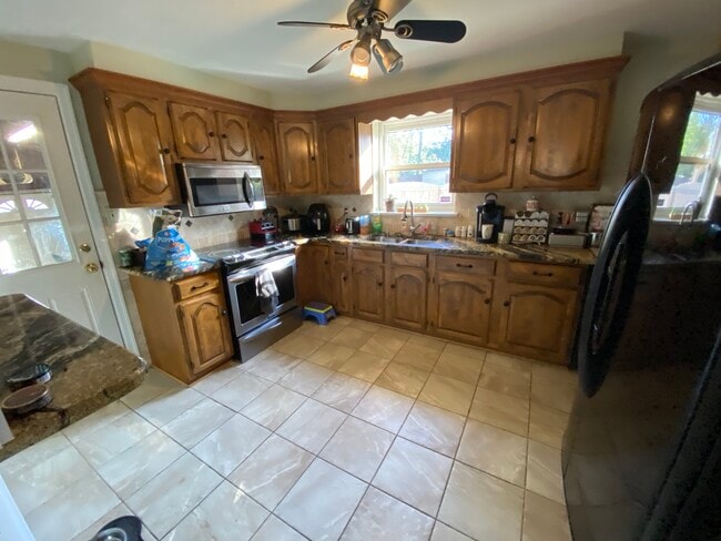 Photo - 721 Brook Dr