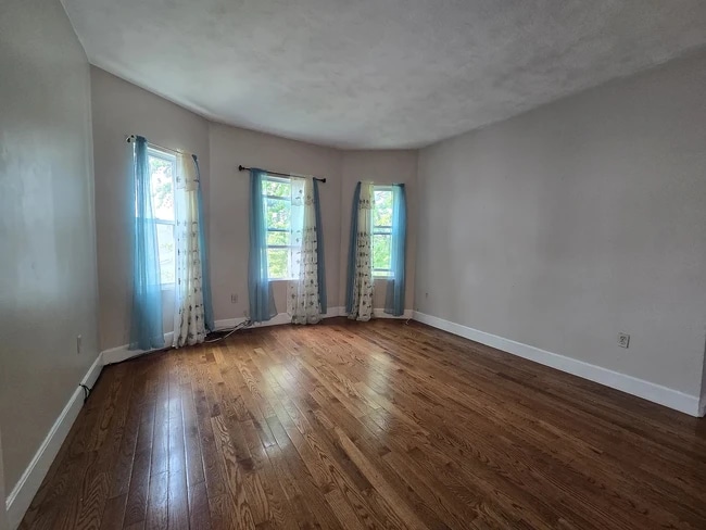 Photo - 116 Marlborough St Unit 3