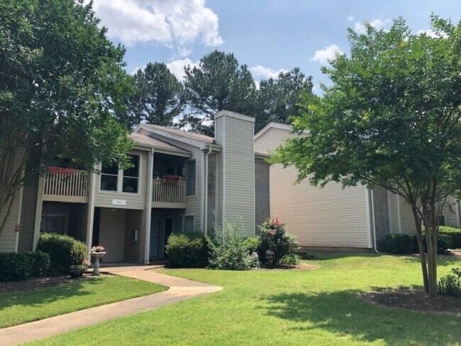 1710 Kirby Pkwy Unidad Whispering Oaks #2 6687