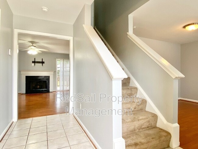 Photo - 926 Woodcreek Dr