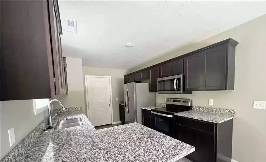 Photo - 298 Walkington Ln