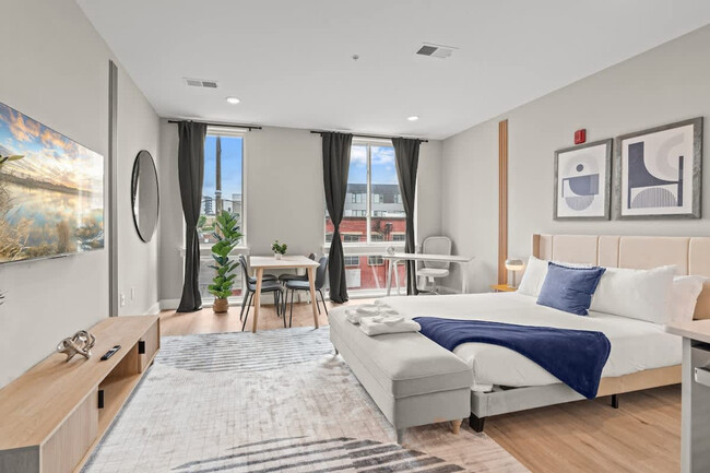 Building Photo - 916 N Delaware Ave Rental