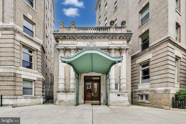 Photo - 2022 Columbia Rd NW Unit 202