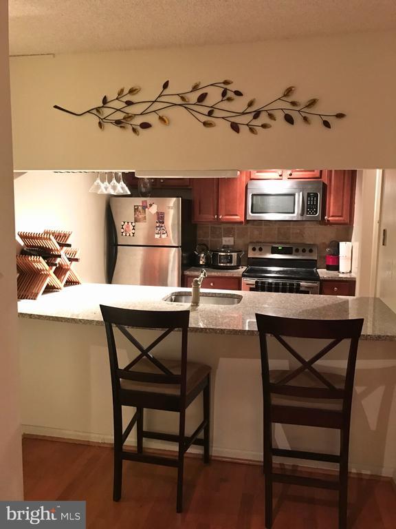 Photo - 241 S 6th St Unit 2102B