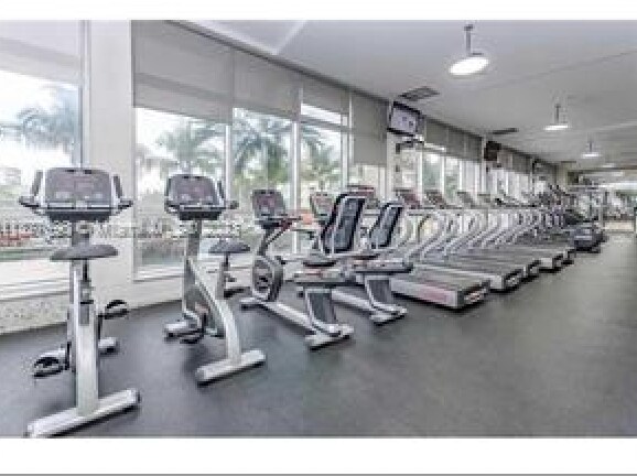 Photo - 1000 West Ave Unidad 1018