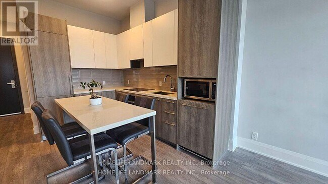 Photo - 38 Water Walk Dr Unité Ph08