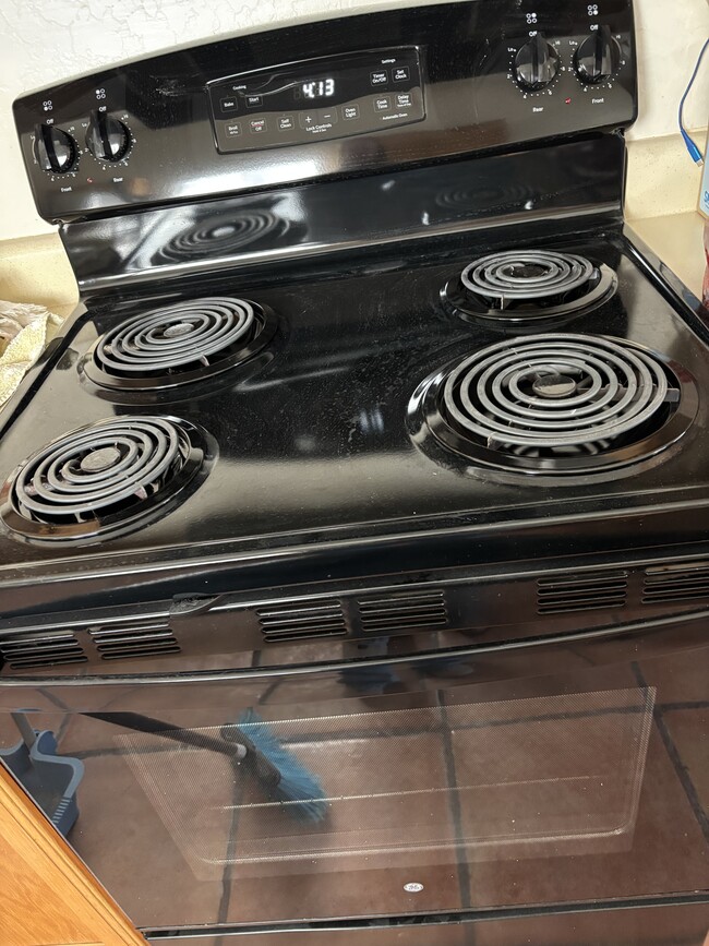 Photo - 1925 N Ashland