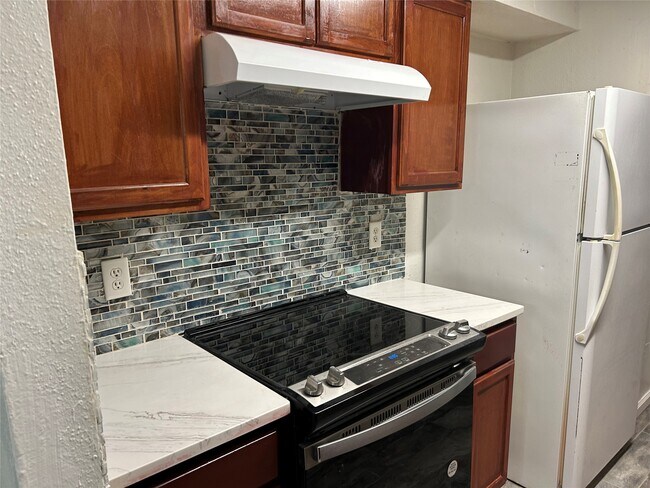 9700 Leawood Blvd Unit 1407