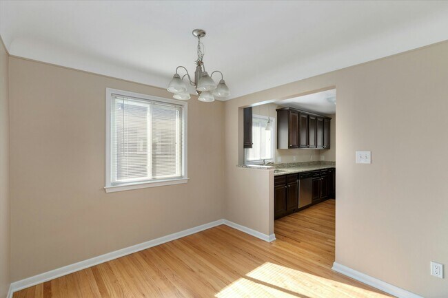 Photo - 1503 Ottawa Dr