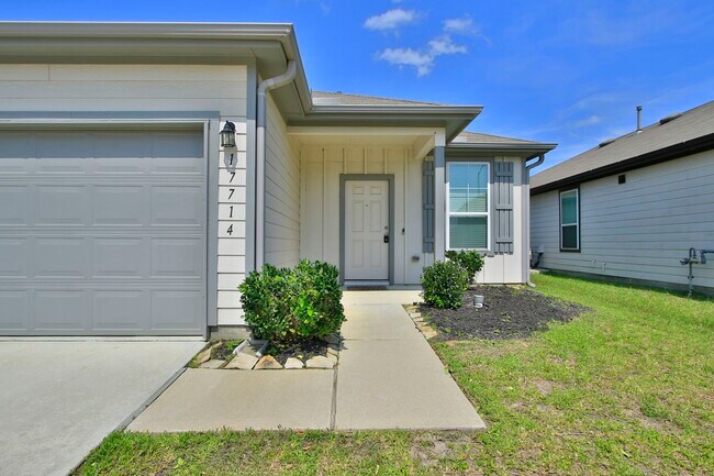 Photo - 17714 Winnower Ln
