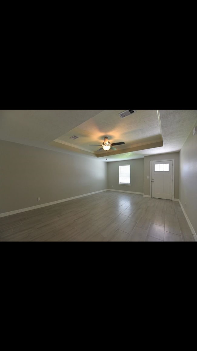 Photo - 6150 Hansen Blvd