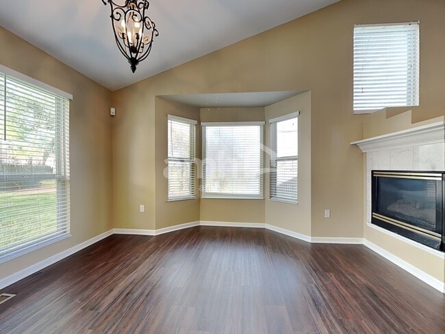 Photo - 823 Wingate Dr