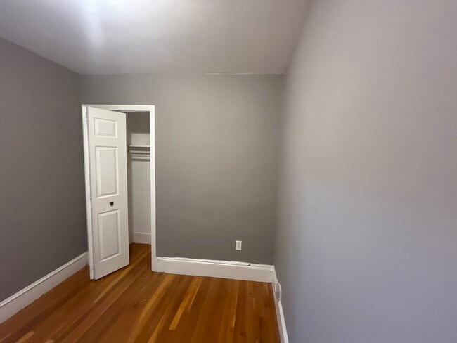 Building Photo - 115 Salem St Rental