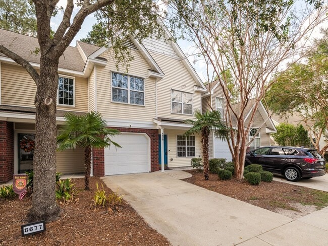 Building Photo - Comfort, Convenience, and Community Living... Rental